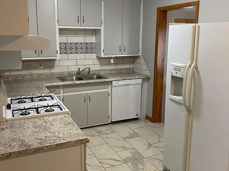 1229 Sherry Ln — Photo 1