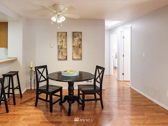 2nd image of 14450 NE 31st St APT J205