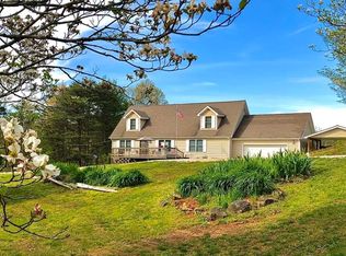 1349 Stover Frk, Spencer, WV 25276