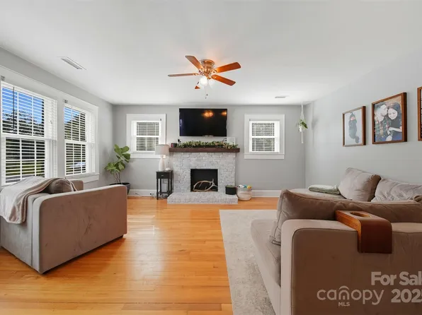 116 Huss Ave, Hudson, NC 28638