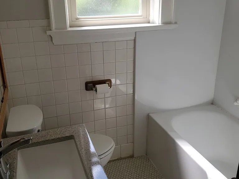 4054 W 8th St #1 — Photo 7