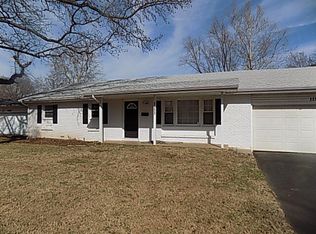 1111 E Edgewood St, Springfield, MO 65807