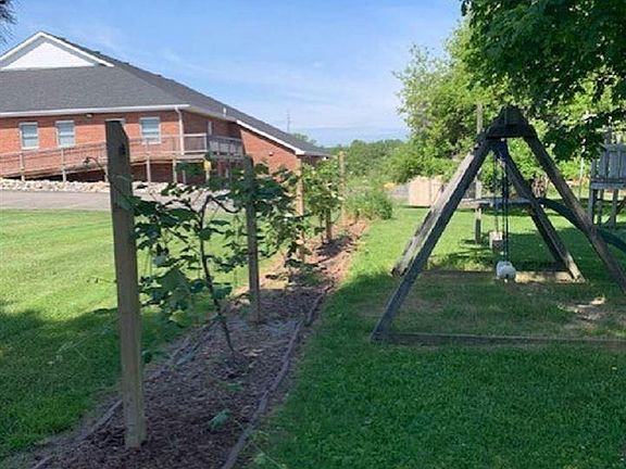 4th image of 203 Minzer Ct