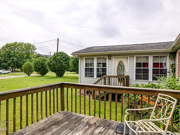 5th image of 1019 Catoosa Ln
