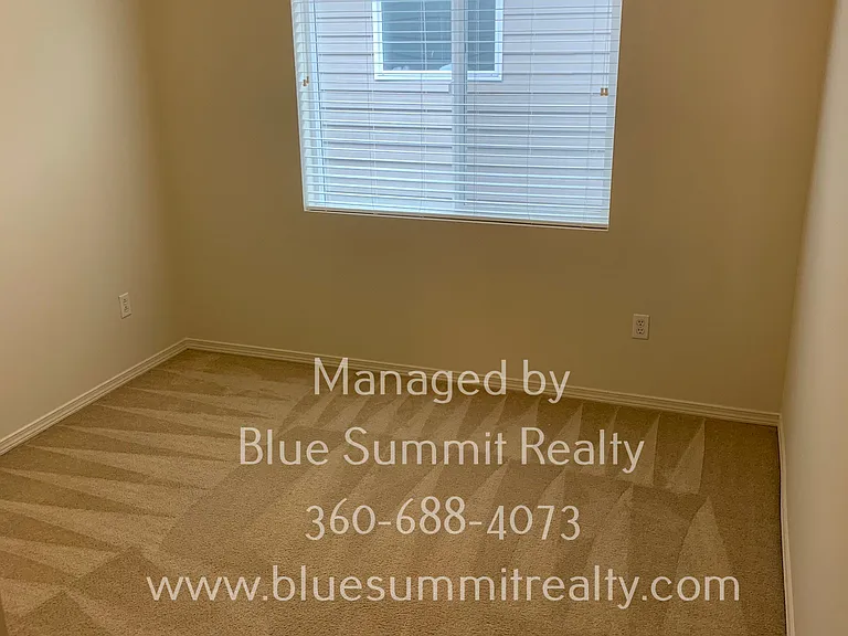 4349 McKinley St NE — Photo 14