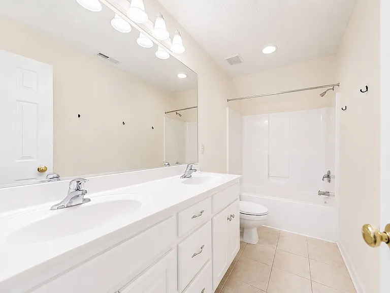 3948 Penzance Pl — Photo 11