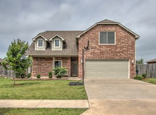 104 Keystone Ave, Kiefer, OK 74041