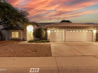825 W San Mateo Dr, Gilbert, AZ 85233
