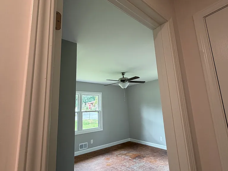 444 Maxwell Rd — Photo 8