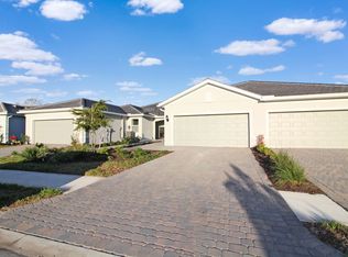 25041 Pearl Lake Cir, Englewood, FL 34223