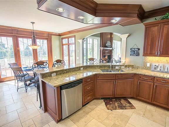 3rd image of 2274 Jumpers Knoll Dr
