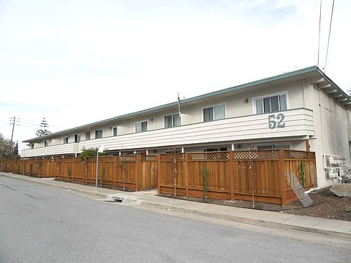 2nd image of 52 E 41st Pl APT 01