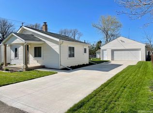 1080 W Buder Ave, Flint, MI