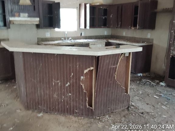 3rd image of 1329 McArthur Rd
