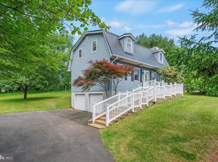 1624 Mohican Ct, Effort, PA 18330