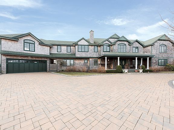 3rd image of 2 Bayfield Ct