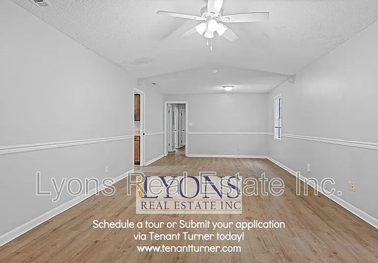 2814 Kirkwood Cir — Photo 3