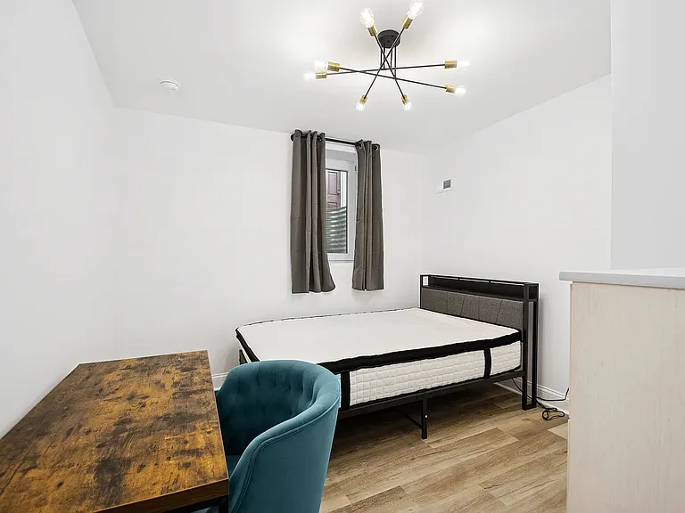2310 Ridge Ave — Photo 14