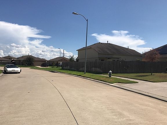 5th image of 5407 Roaring Peaks Ln