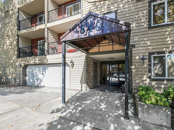 2nd image of 840 NE 125th St APT 102