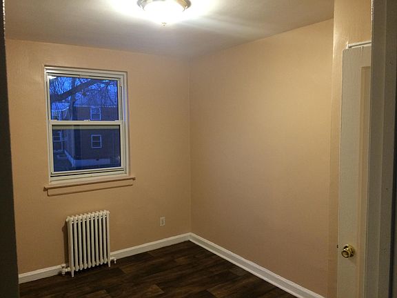 3rd image of 26077 73rd Ave Floor 1