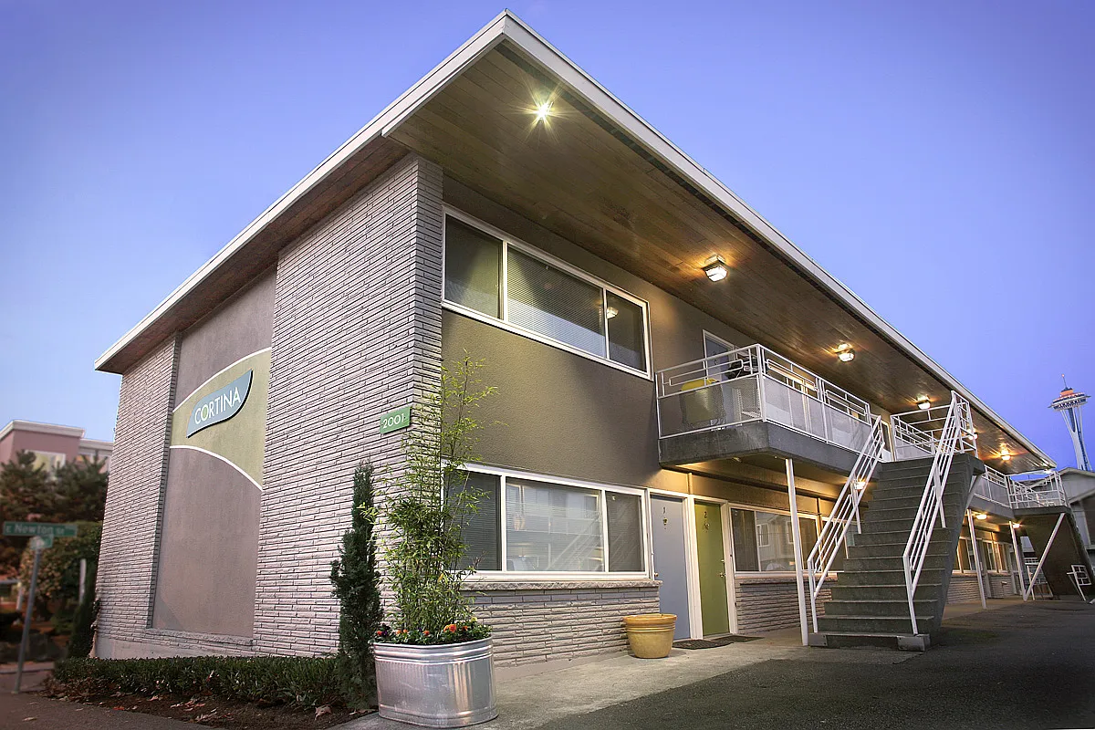 Cortina Apartments — Photo 1