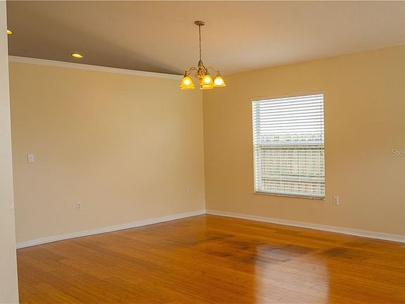 4th image of 3806 Rollingsford Cir