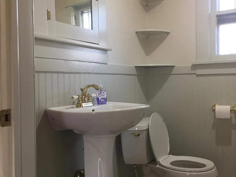 620 E Fontanero St — Photo 10