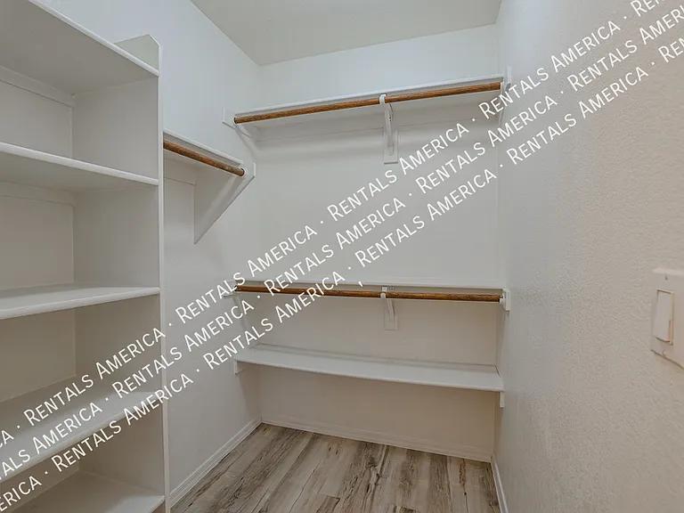 16212 N 162nd Ave — Photo 31
