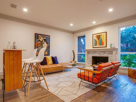 4th image of 2624 Courtside Ln