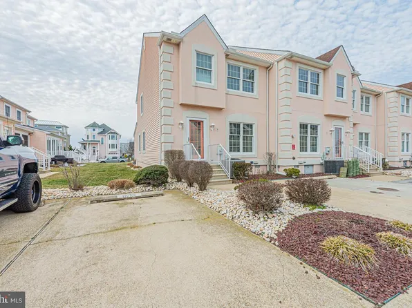 13487 Bella Vista Ln Unit 9, Ocean City, MD 21842