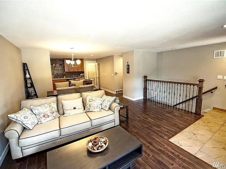 11 174th Pl NE — Photo 11