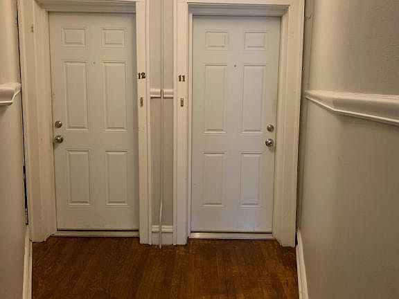 2nd image of 2816 Monument Ave