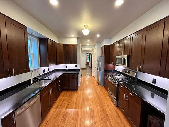 Kitchen, Pantry
