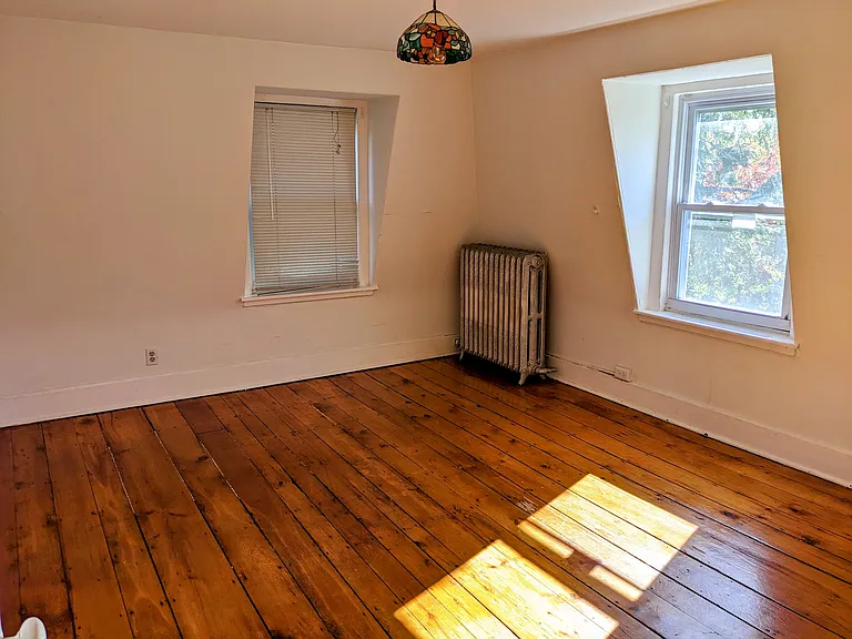69 Dana St #6 — Photo 6