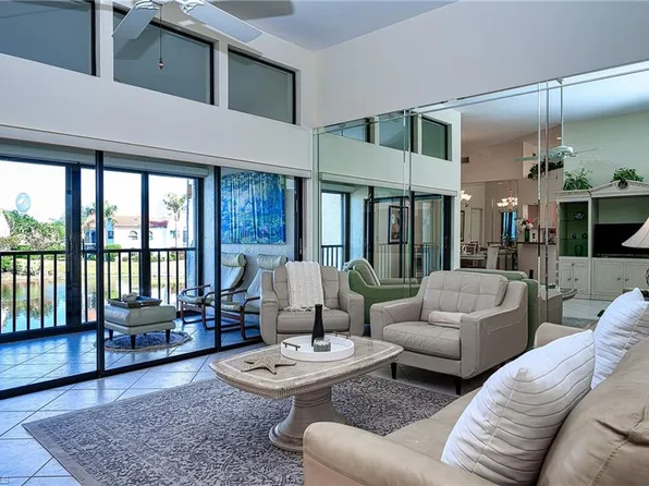 613 Beachwalk CIR #J203, NAPLES, FL 34108