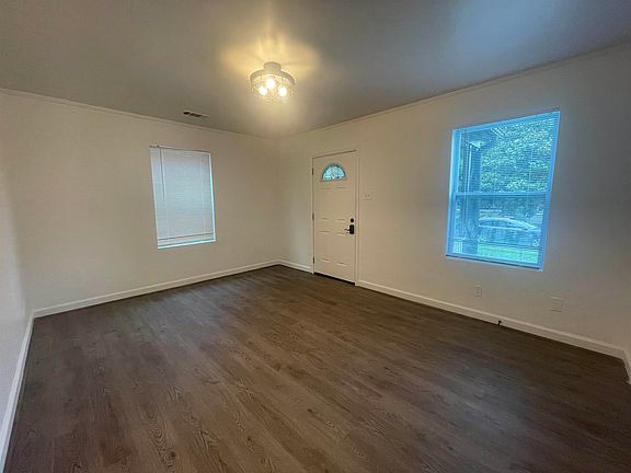 3rd image of 1313 Tutwiler Ave
