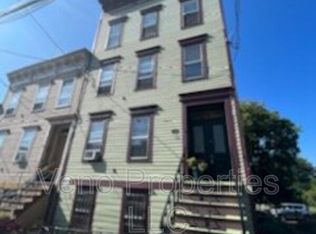 72 Park Ave APT 1, Albany, NY