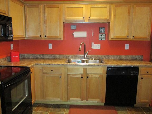 5th image of 301 McPeek Pl