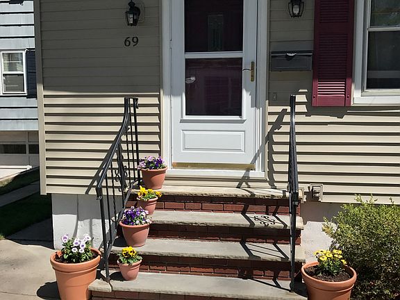2nd image of 69 Fontaine Ave