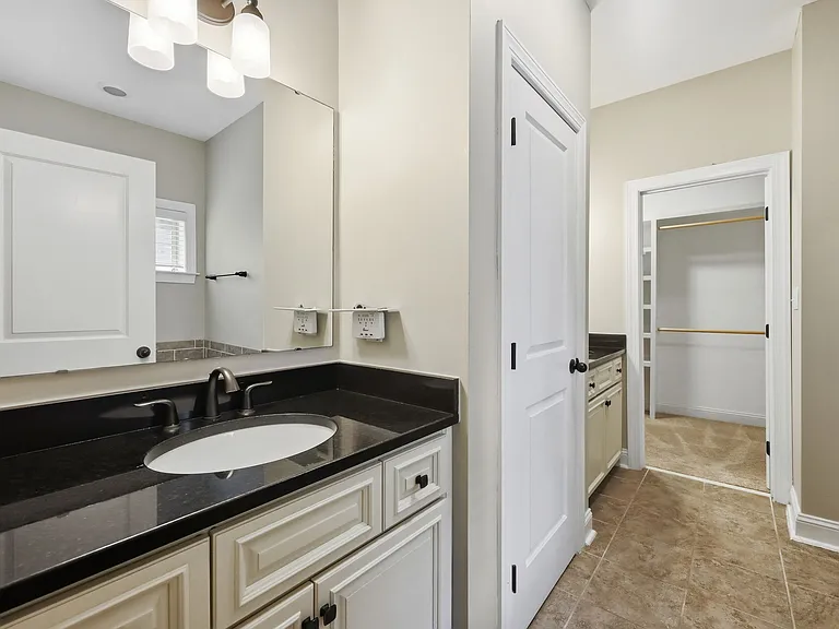 265 Heather Brook Cir — Photo 30