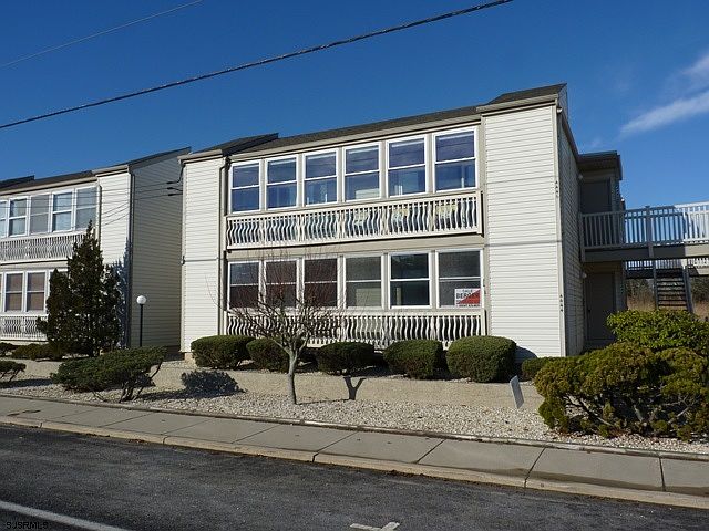 1st image of 4444 West Ave #9