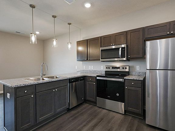 5th image of 2940 S Coddington Ave #1X1A