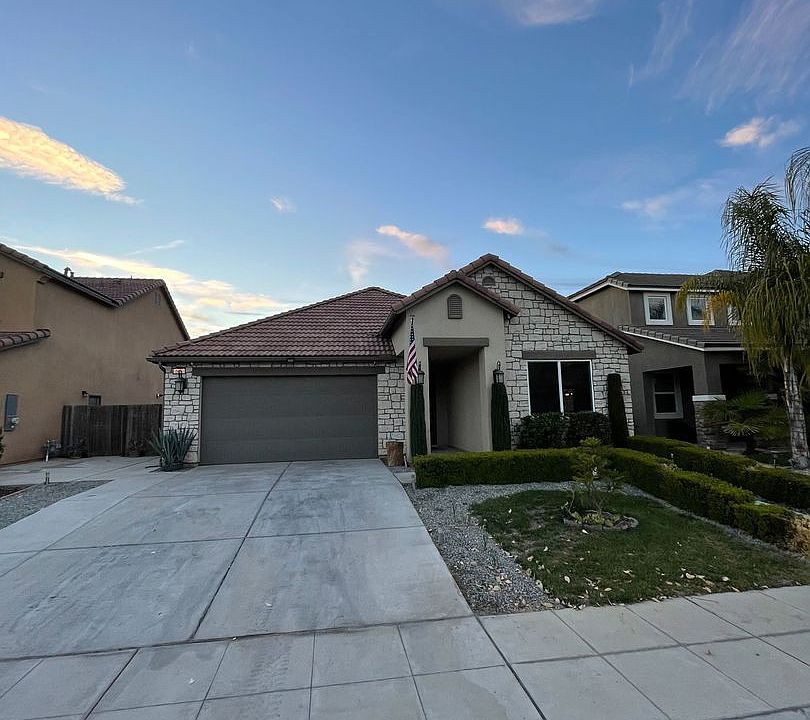 1st image of 568 Mesa Dr S