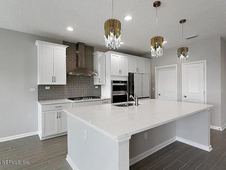 95 Goldcrest Way — Photo 5
