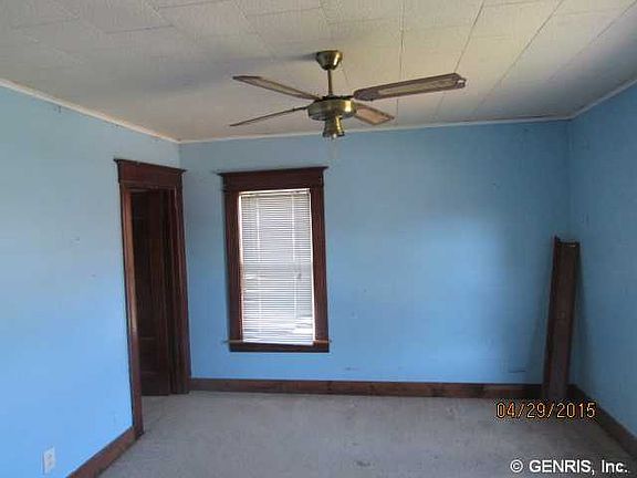 4th image of 3934 W Main St