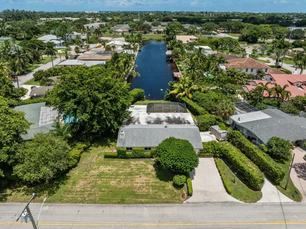 8416 Pine Tree Lane, West Palm Beach, FL 33406