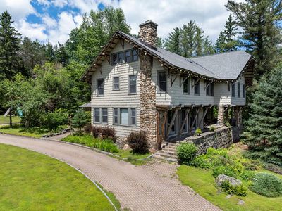 32 Cobble Hill Rd, Lake Placid, NY, 12946