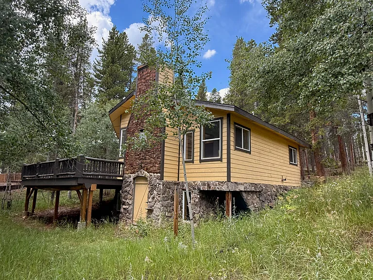 423 Mountain Meadows Dr #A — Photo 11