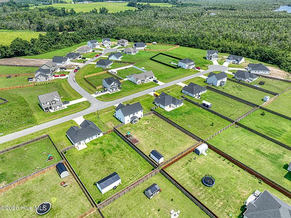 4th image of 706 Puppy Drum Lane